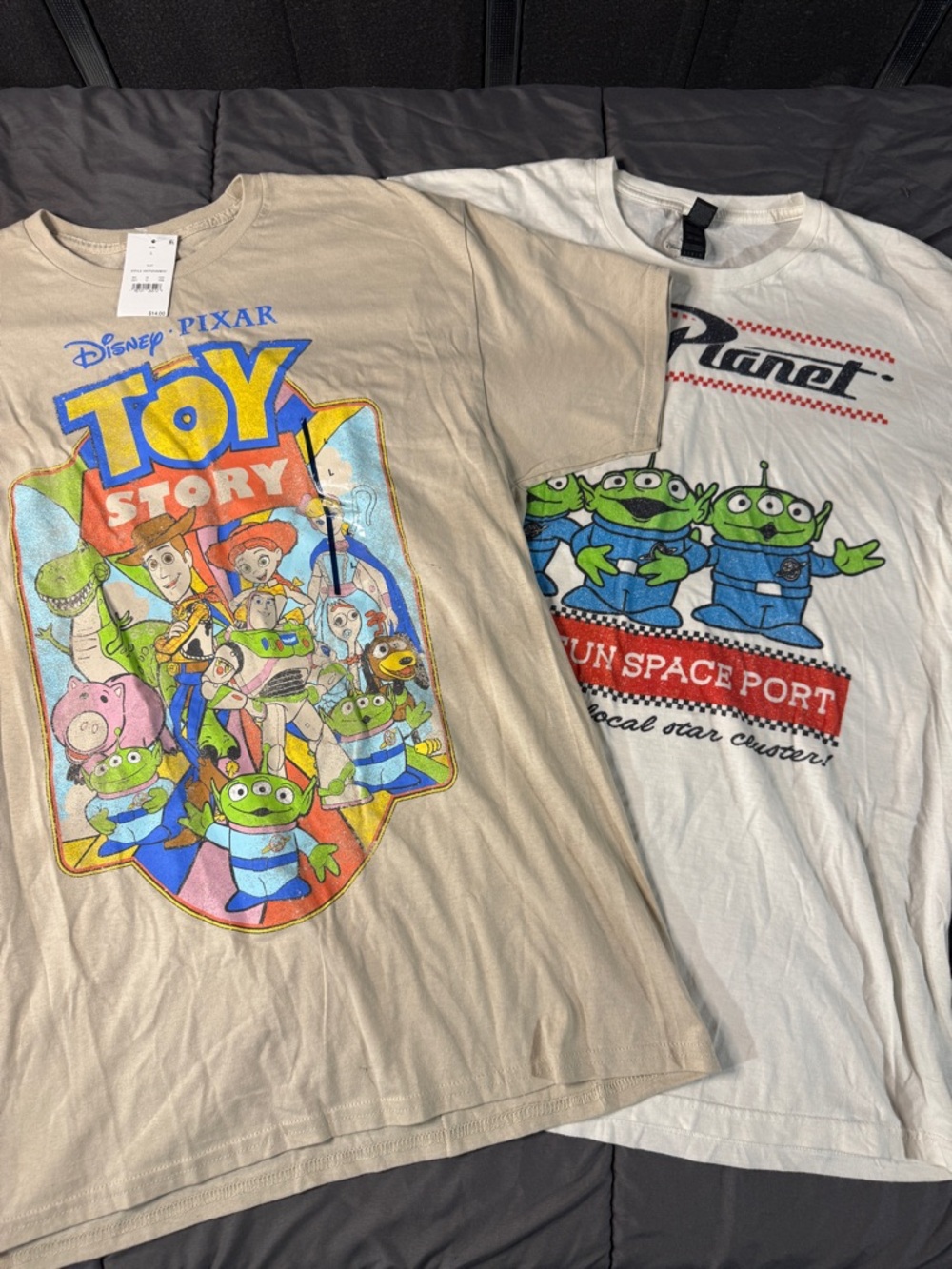 Disney Toy Story T-shirt Bundle Men’s L Pizza Planet Alien Tee + Graphic Shirt